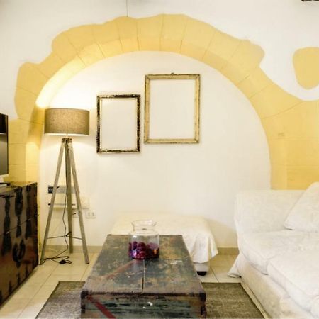 The Heart Of Cagliari, Cozy 2 Bedroom Apartment מראה חיצוני תמונה