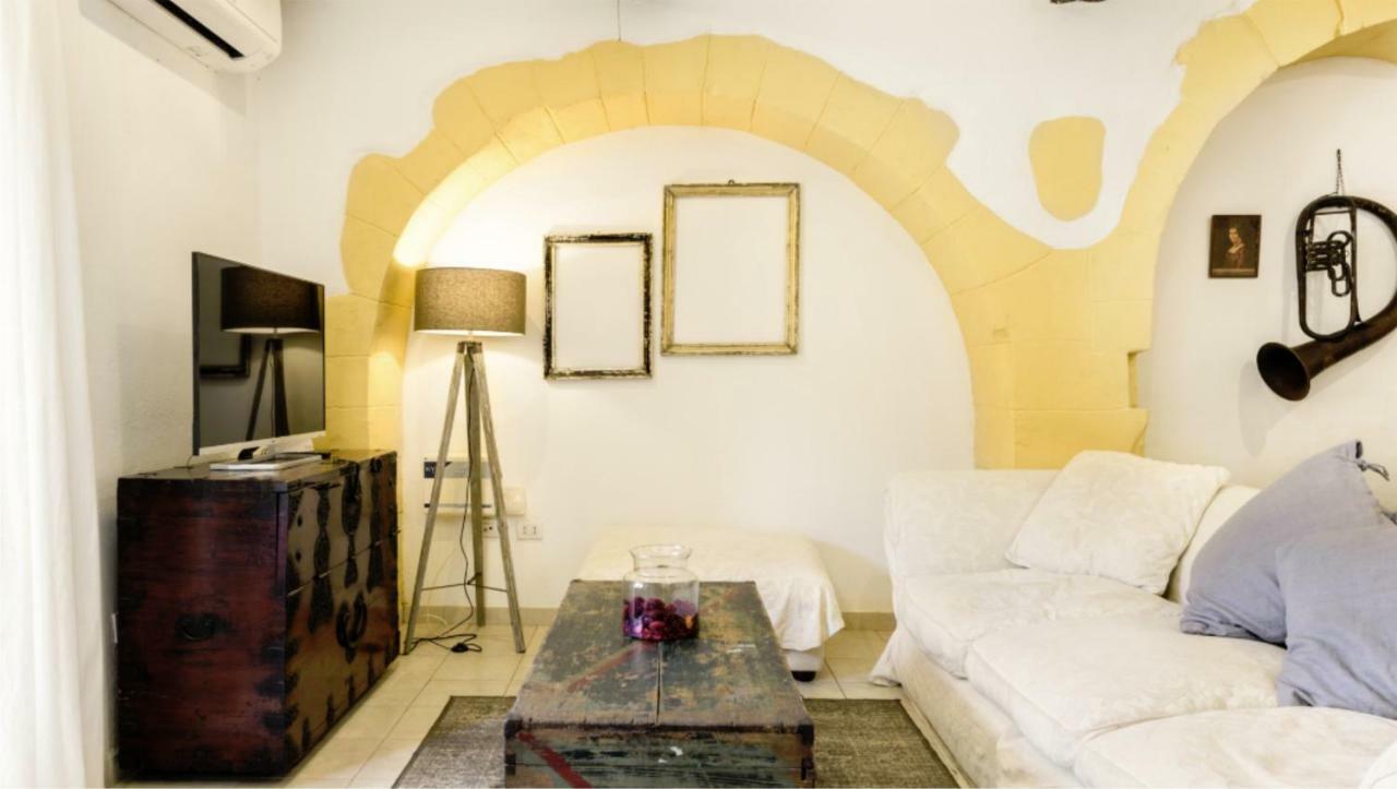 The Heart Of Cagliari, Cozy 2 Bedroom Apartment מראה חיצוני תמונה
