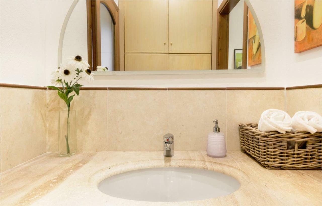 The Heart Of Cagliari, Cozy 2 Bedroom Apartment מראה חיצוני תמונה